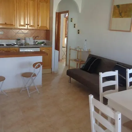 Apartment : Appart 1st Floor With Pool View Torrevieja